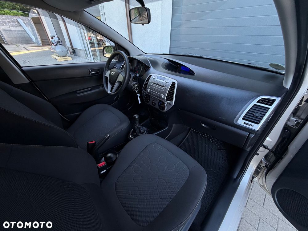Hyundai i20 1.2 Comfort - 10
