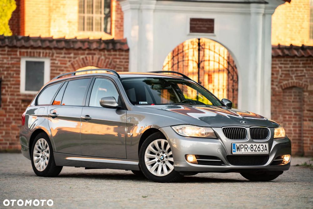 BMW Seria 3 318d - 3
