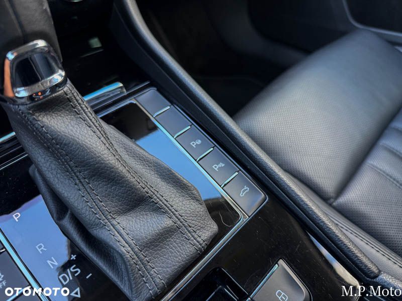 Skoda Superb 2.0 TDI 4x4 DSG L&K - 27