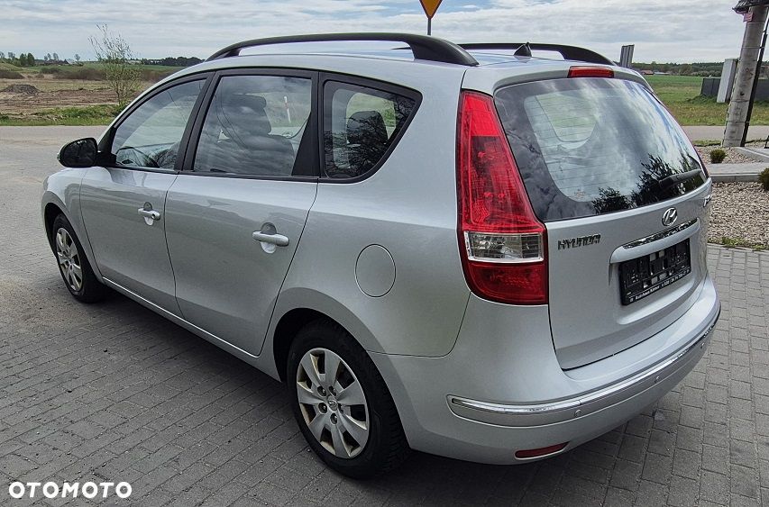 Hyundai i30 i30cw 1.6 Edition Plus - 9