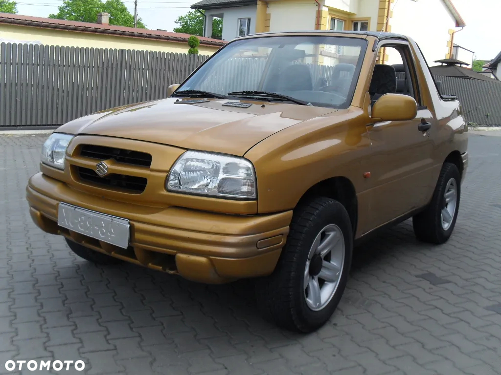 Suzuki Grand Vitara 2.0 - 9