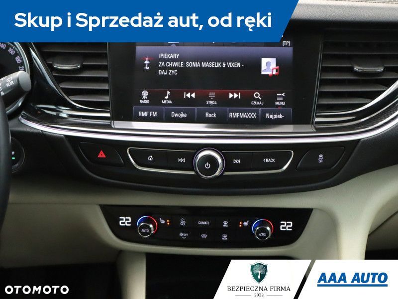 Opel Insignia - 15