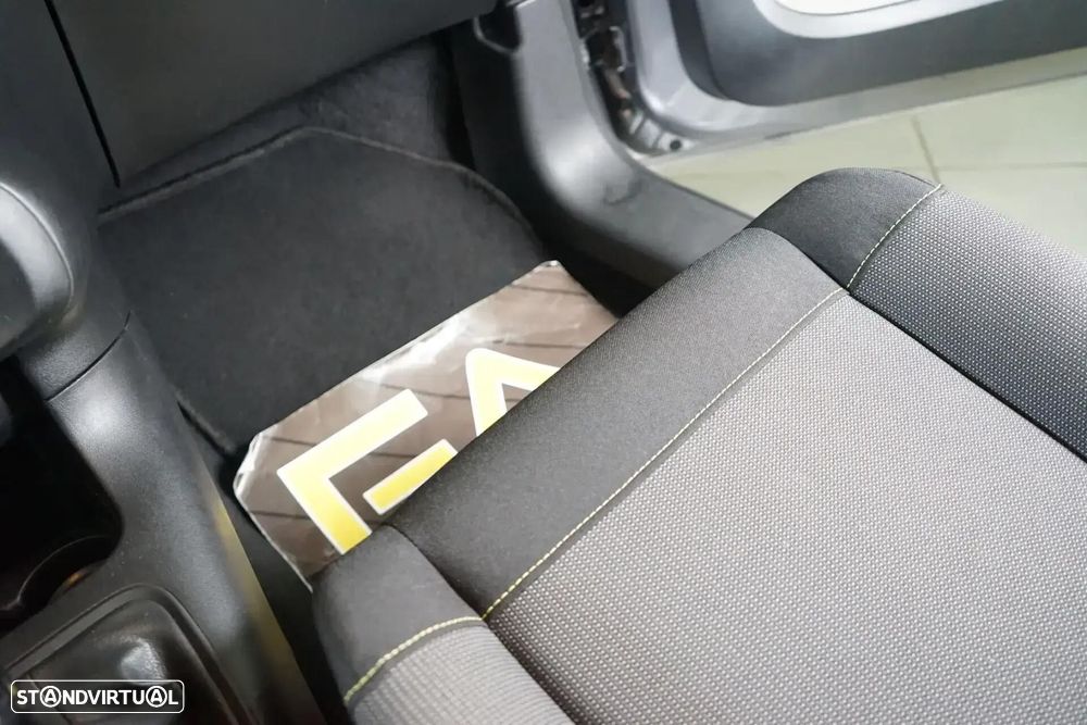 Citroën C3 1.2 PureTech Plus - 31
