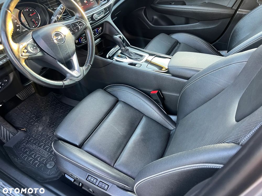 Opel Insignia Sports Tourer 2.0 BiTurbo Diesel 4x4 Exclusive - 3