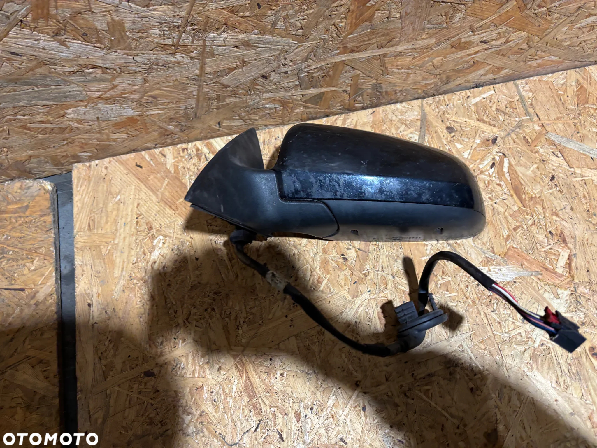 LUSTERKO LEWE ELEKTRYCZNE AUDI A6 C6 13 PIN 010754 448505 - 2