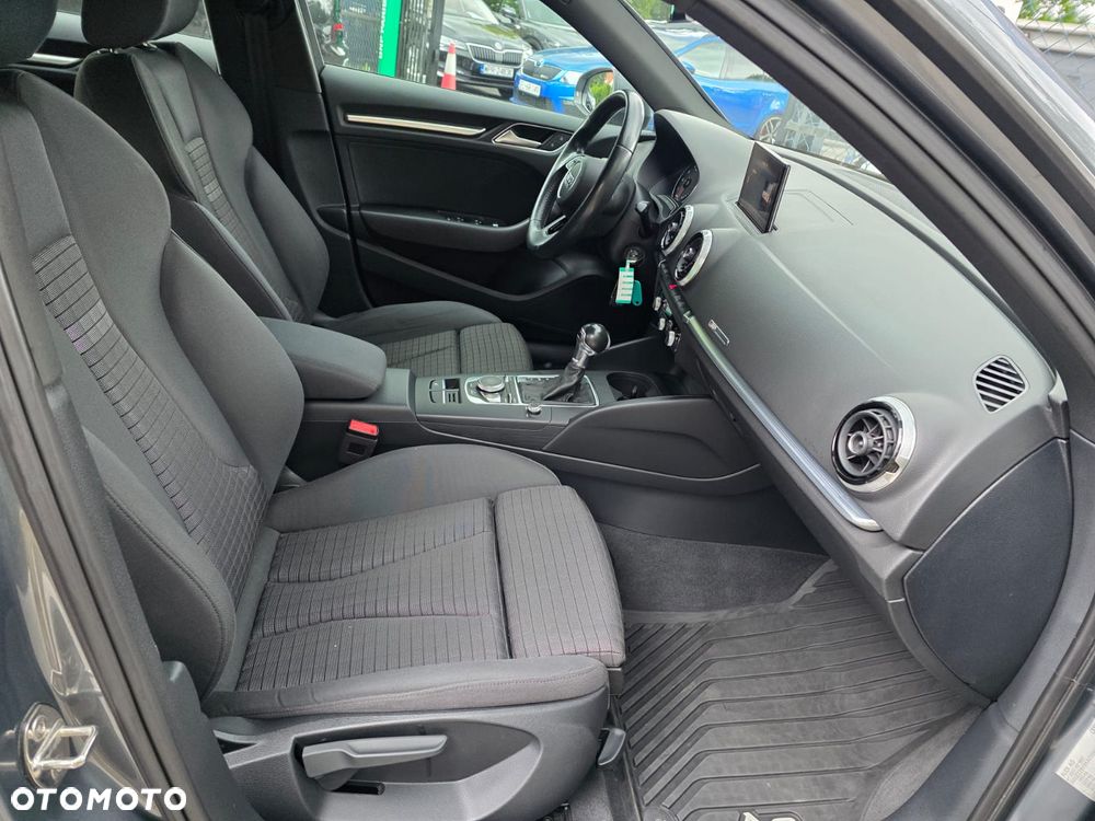 Audi A3 Sportback 1.5 TFSI cylinder on demand S tronic - 20