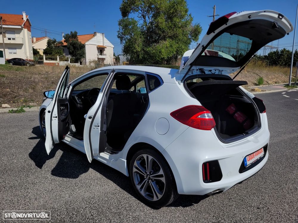 Kia Ceed 1.6 CRDi GT Line - 21