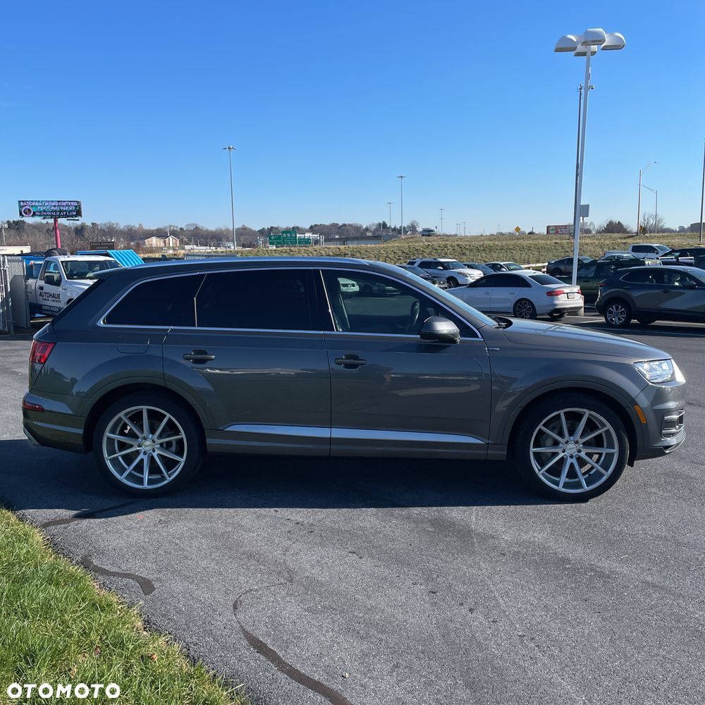 Audi Q7 - 6