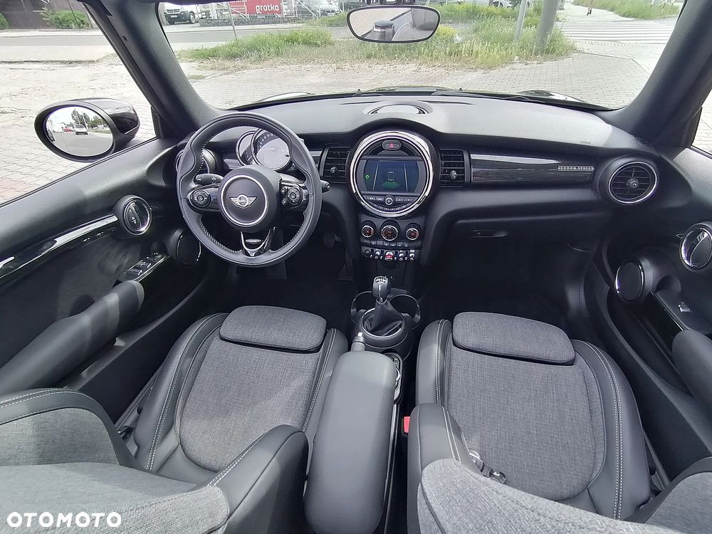 MINI Cooper Cabrio - 23