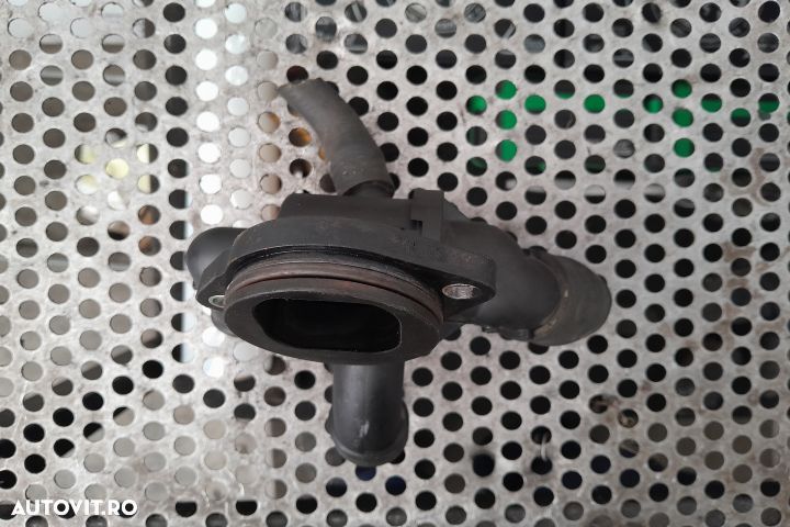 Carcasa termostat 2.0 TDI Volkswagen VW Passat B7 [2010 - 2015] Varia - 2