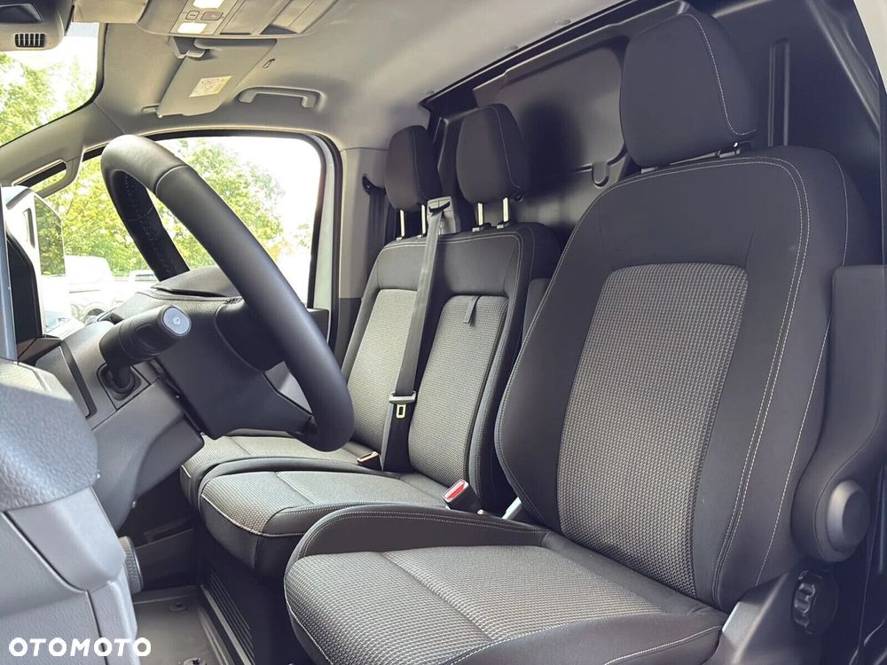 Volkswagen Transporter Furgon AUTOMAT/L2H1, 2.0 TDI 150 KM - 15