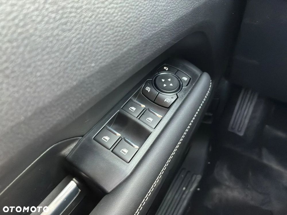 Volkswagen Amarok 3.0 V6 TDi 4MOTION Style - 30