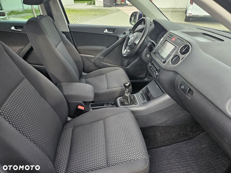 Volkswagen Tiguan - 22