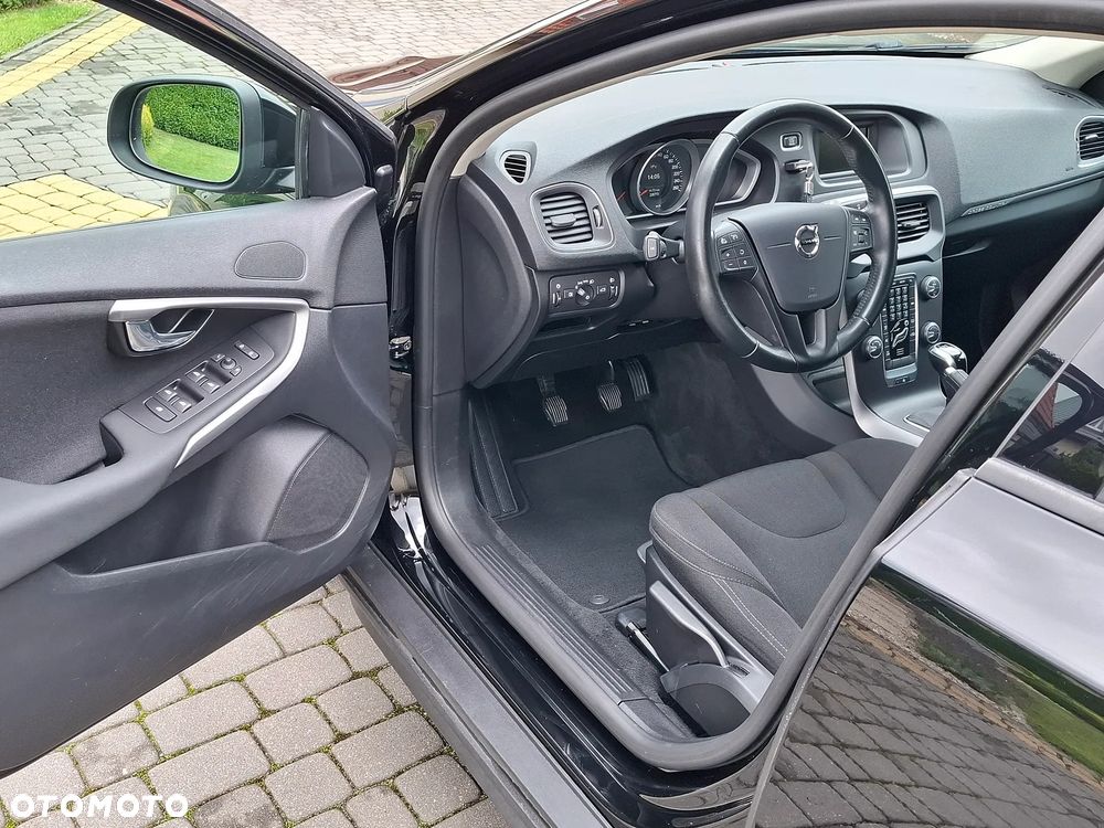 Volvo V40 Cross Country - 7