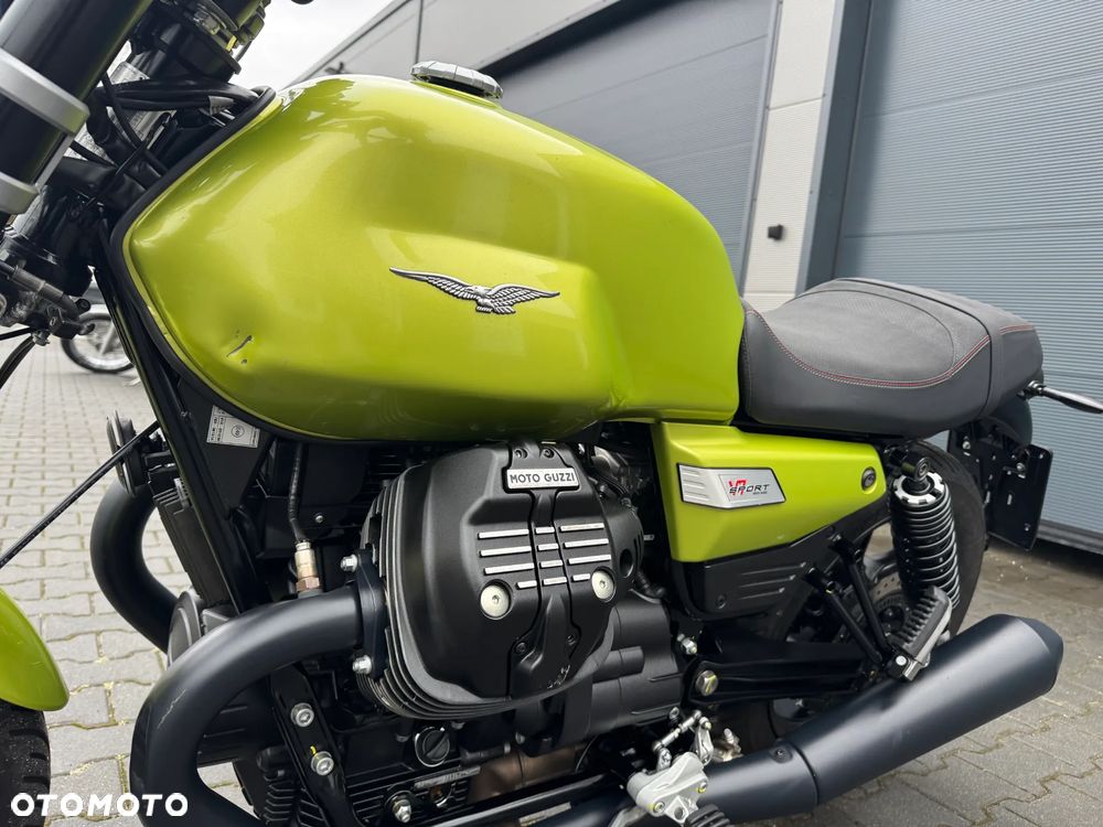 Moto Guzzi V7 - 23