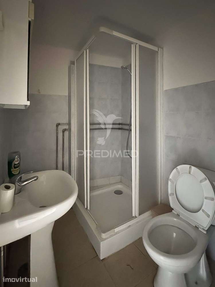 Prédio para reconstrução Sardoal T8 - Grande imagem: 4/16