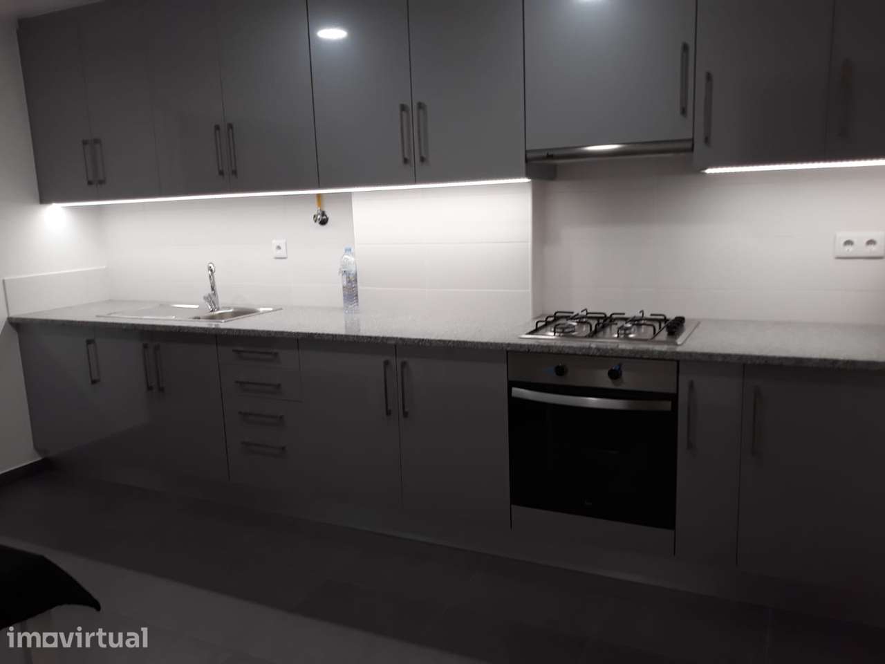 Apartamento T3 - 50metros do Hospital de Santo André - Grande imagem: 3/14