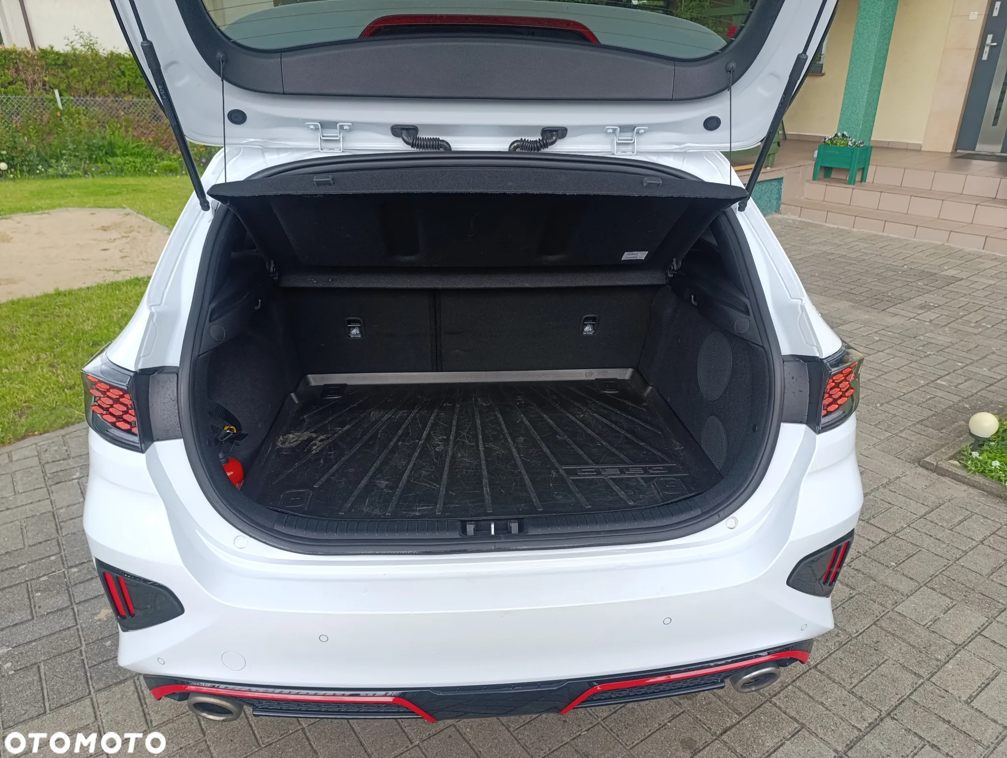 Kia Ceed 1.6 T-GDI GT DCT - 8