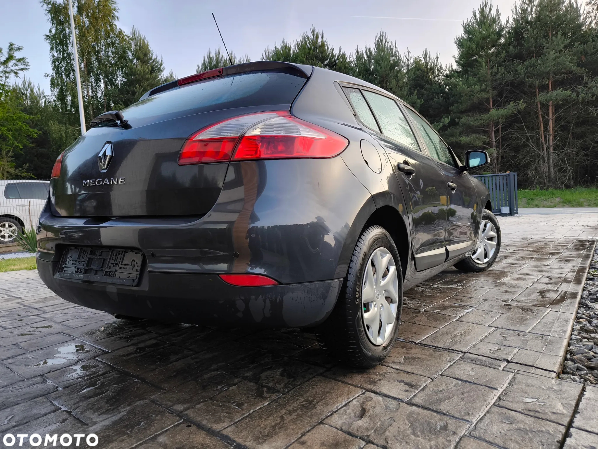 Renault Megane 1.6 16V 100 Expression - 11