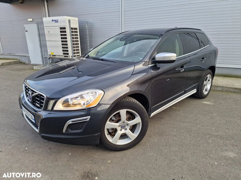 Volvo XC 60 2.4D AWD RDesign - 1
