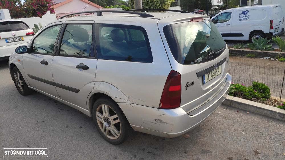 Ford Focus SW 1.8 TDdi Ghia - 6