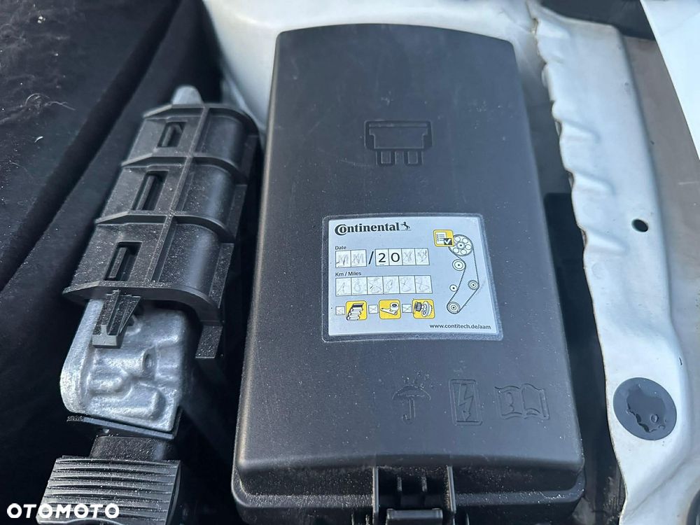 Volkswagen Golf 2.0 TDI 4Motion (BlueMotion Technology) Highline - 30