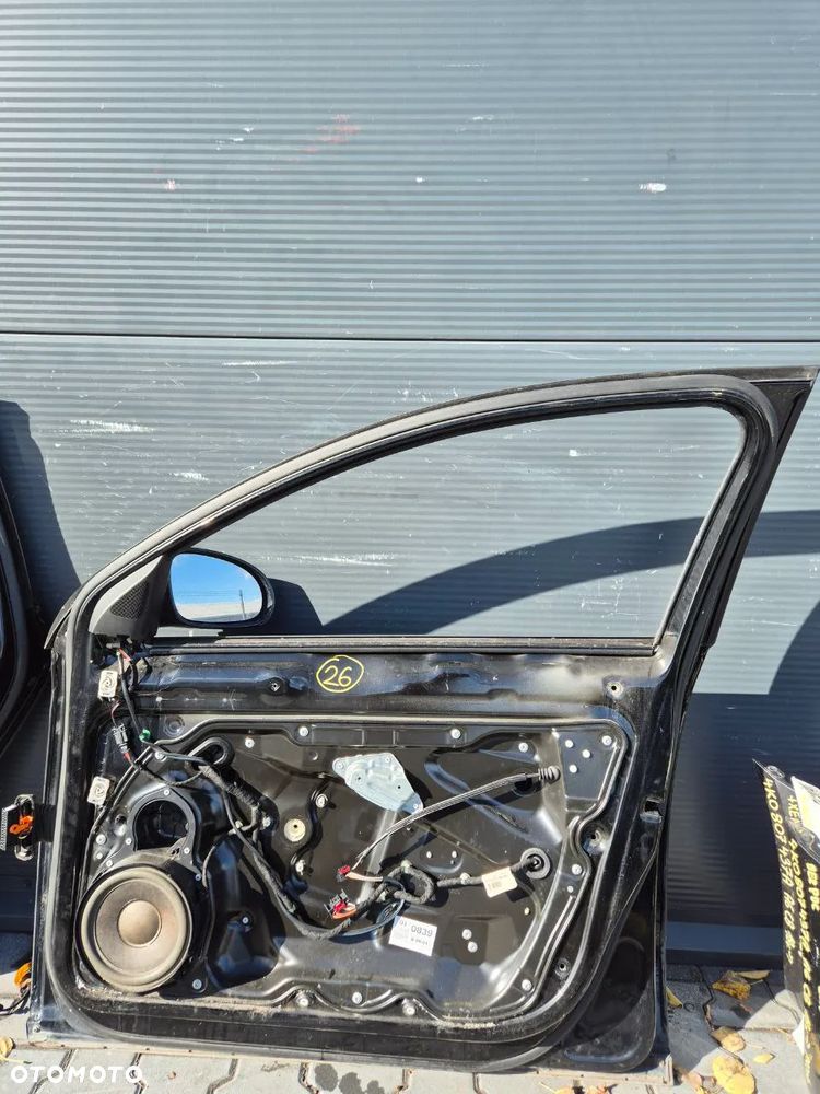 VOLKSWAGEN PASSAT B6 DRZWI - 9