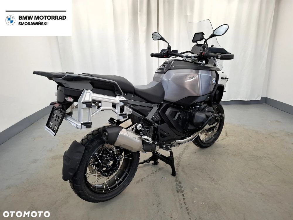 BMW R - 8