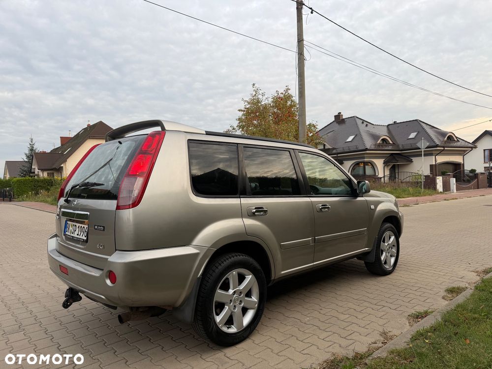 Nissan X-Trail 2.2 dCi 4x4 Columbia - 3