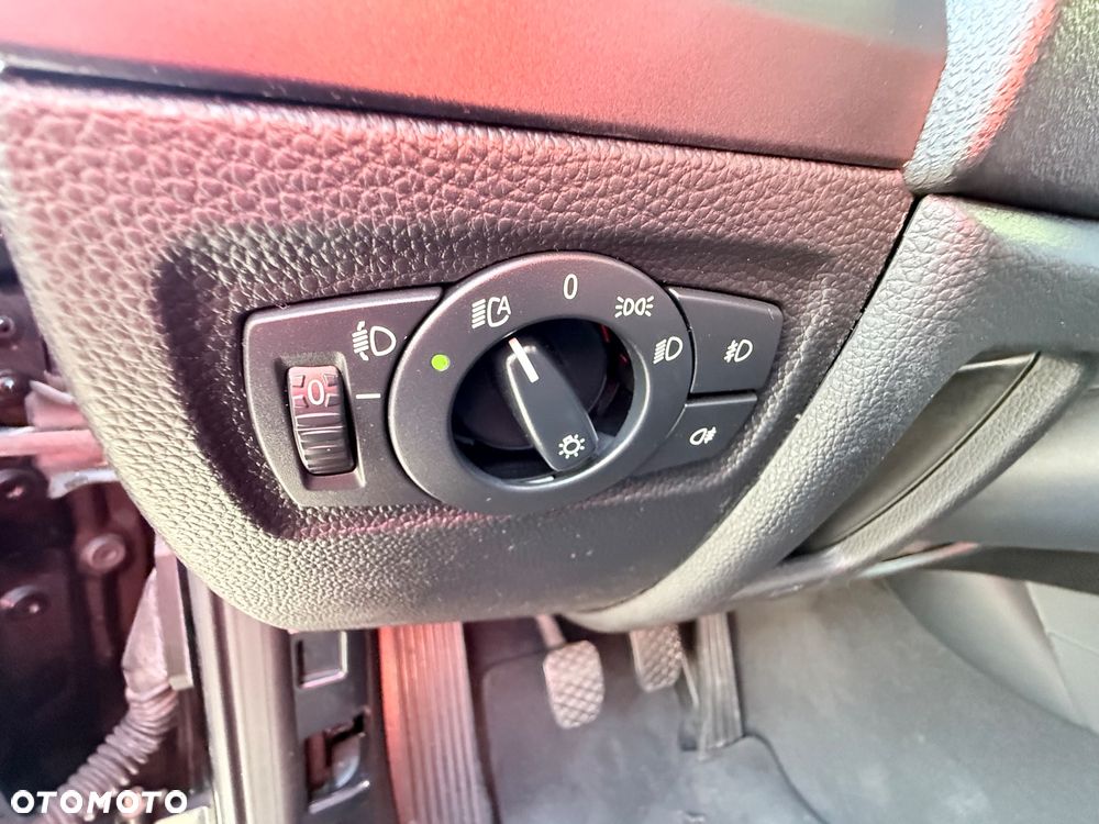 BMW Seria 1 118i - 17