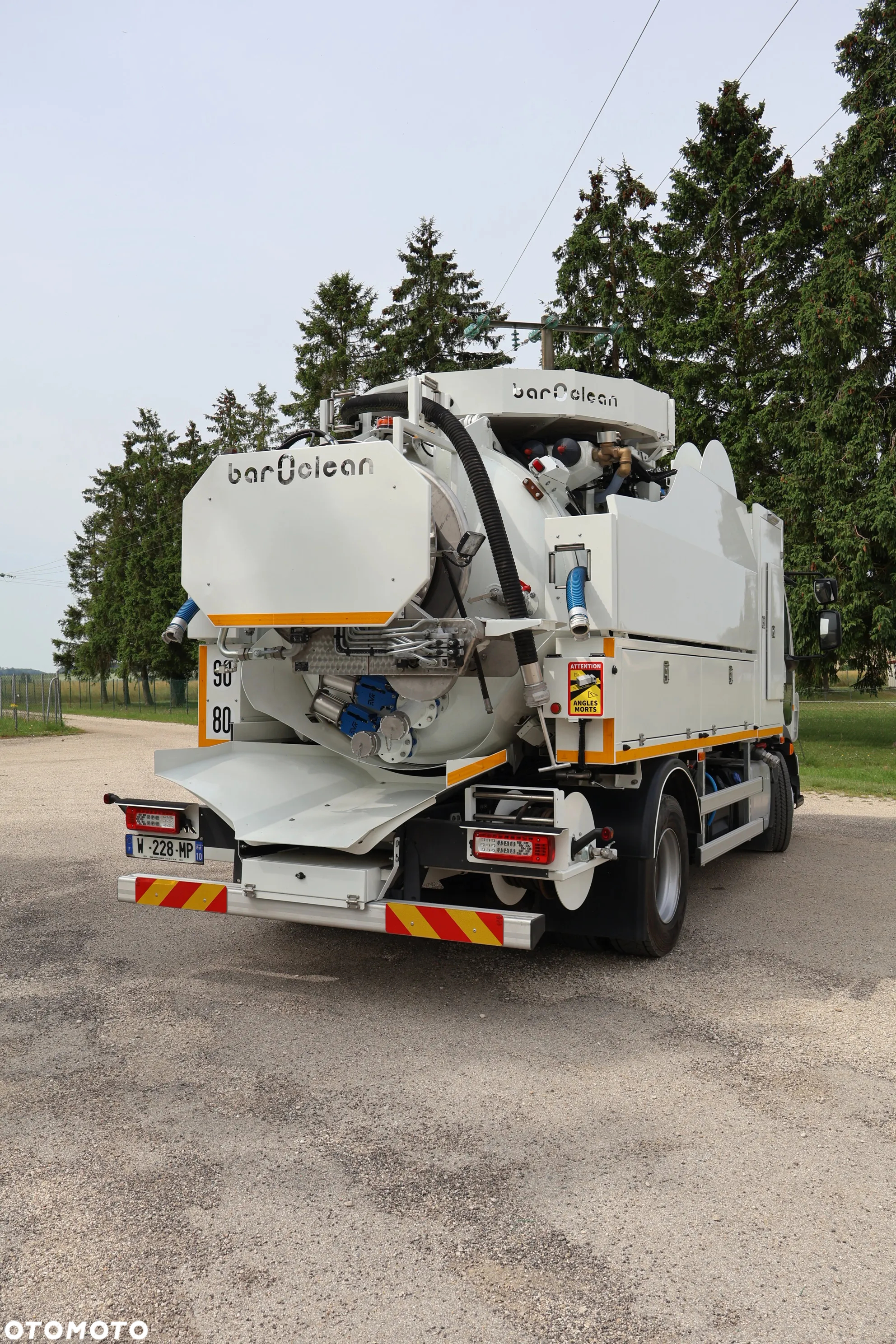 Volvo FL - 7