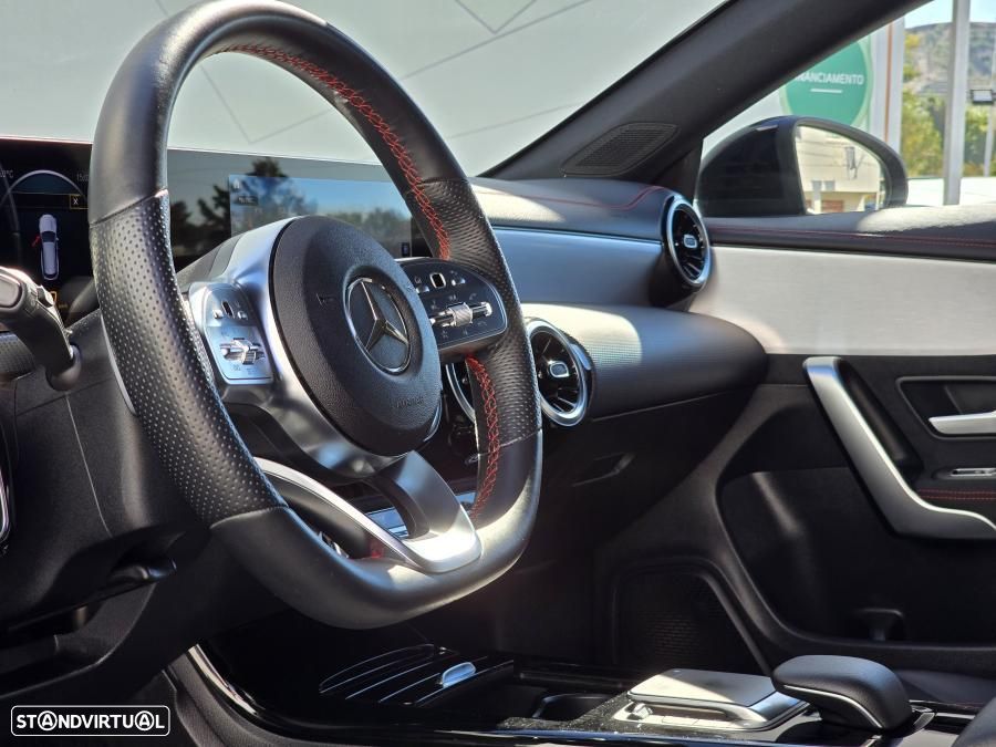 Mercedes-Benz CLA 180 d Shooting Brake 7G-DCT AMG Line - 14