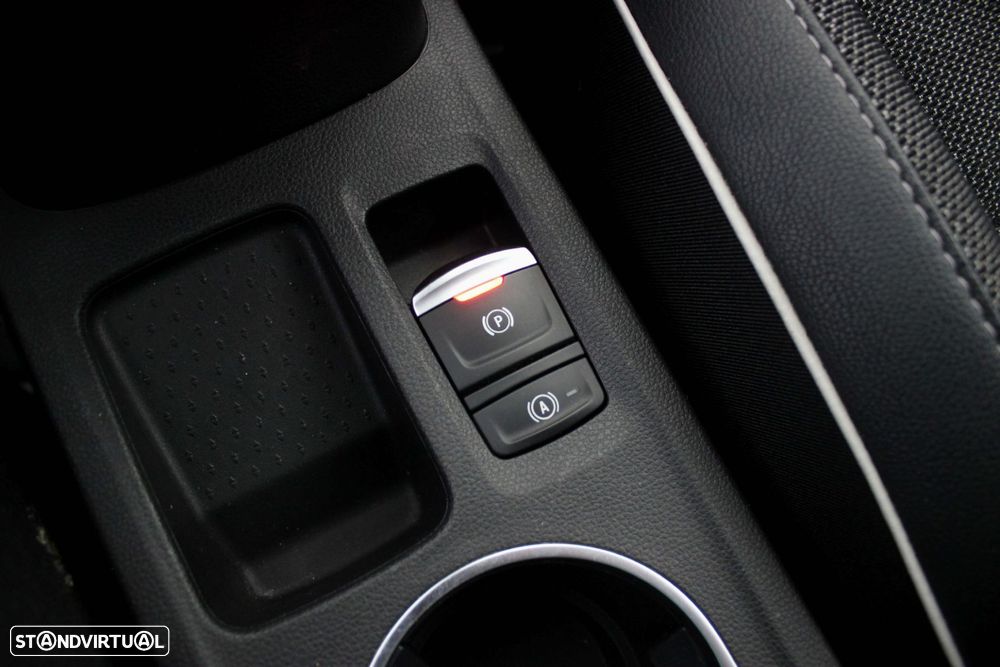 Renault Captur 1.0 TCe Exclusive - 38