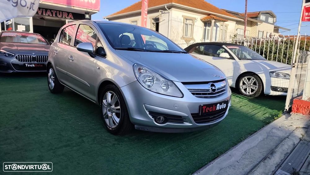 Opel Corsa 1.2 Enjoy - 1