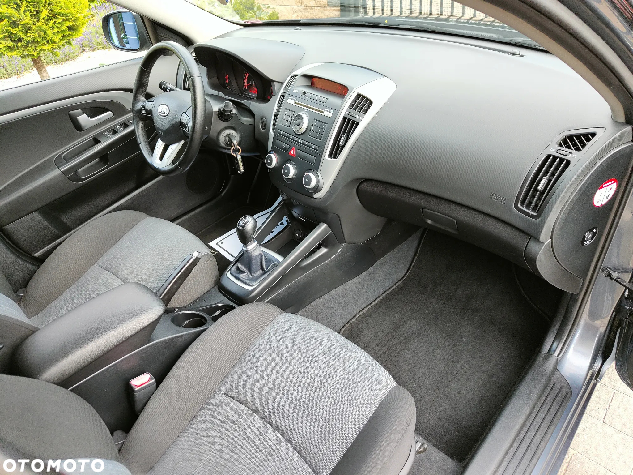 Kia Ceed 1.6 CVVT SW Spirit - 23