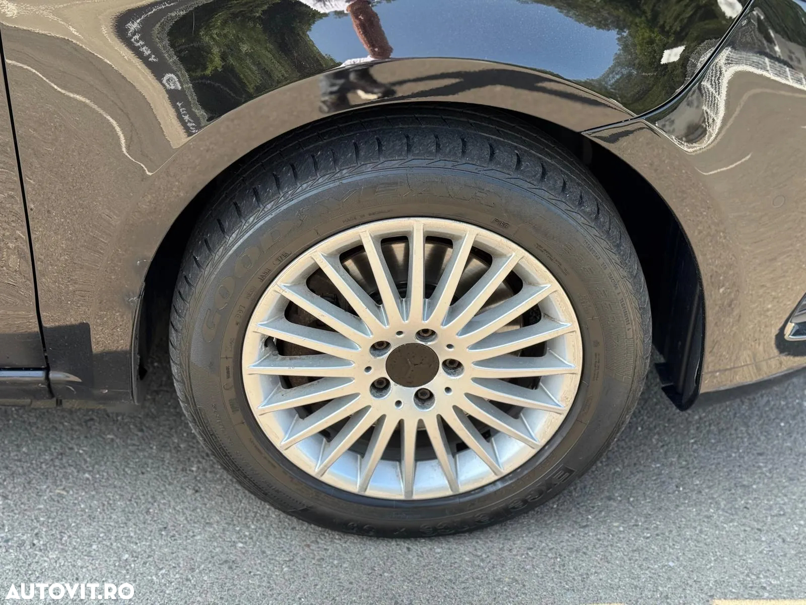Mercedes-Benz V 250 (BlueTEC) d kompakt 4Matic 7G-TRONIC Avantgarde - 7