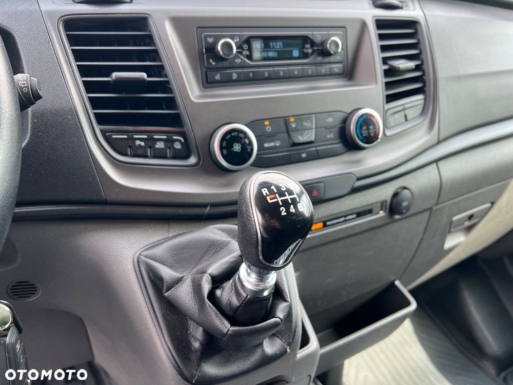 Ford Transit - 40