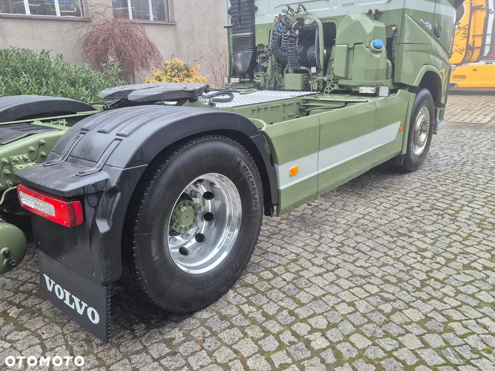Volvo FH GLOBETROTTER - 8