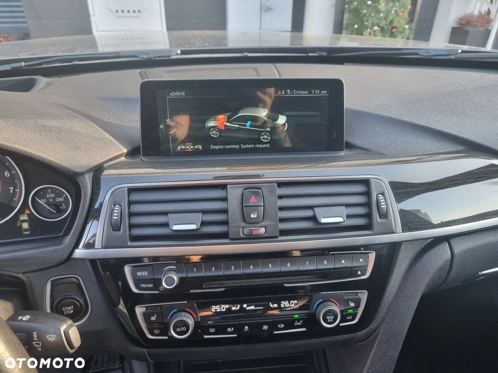 BMW Seria 3 330e iPerformance Luxury Line - 21