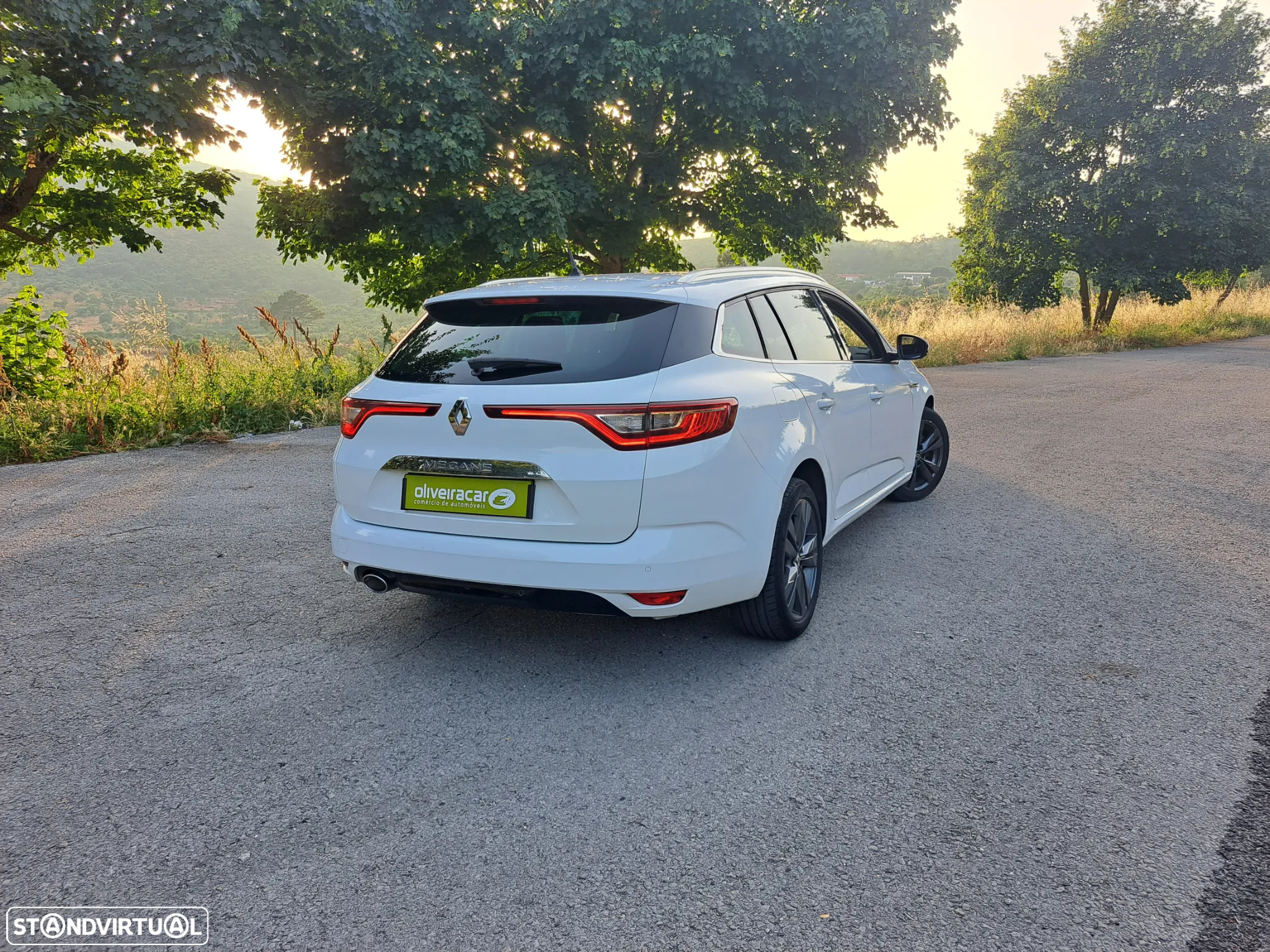 Renault Mégane Sport Tourer 1.5 Blue dCi Intens - 4