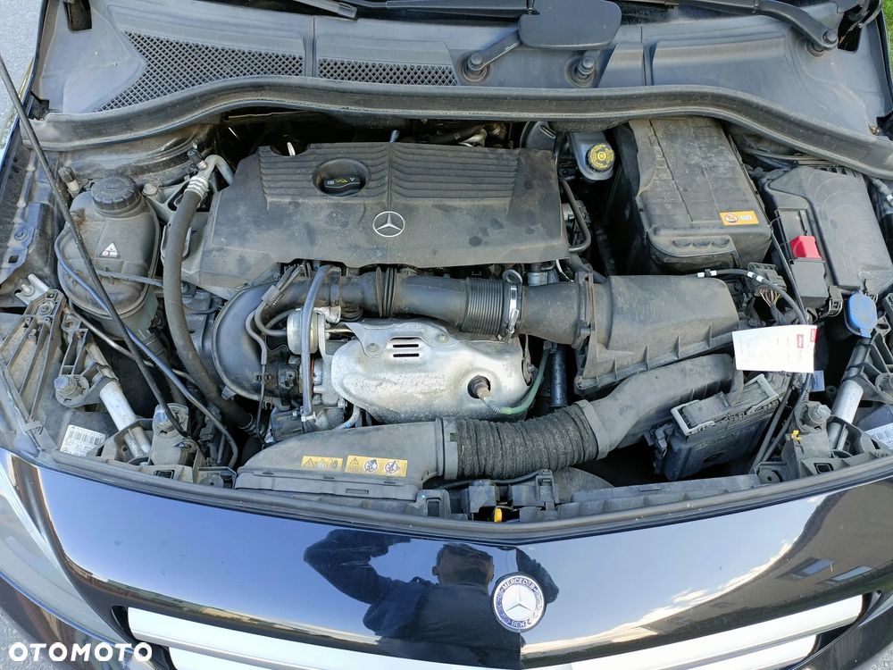Mercedes-Benz Klasa B 180 Style - 17