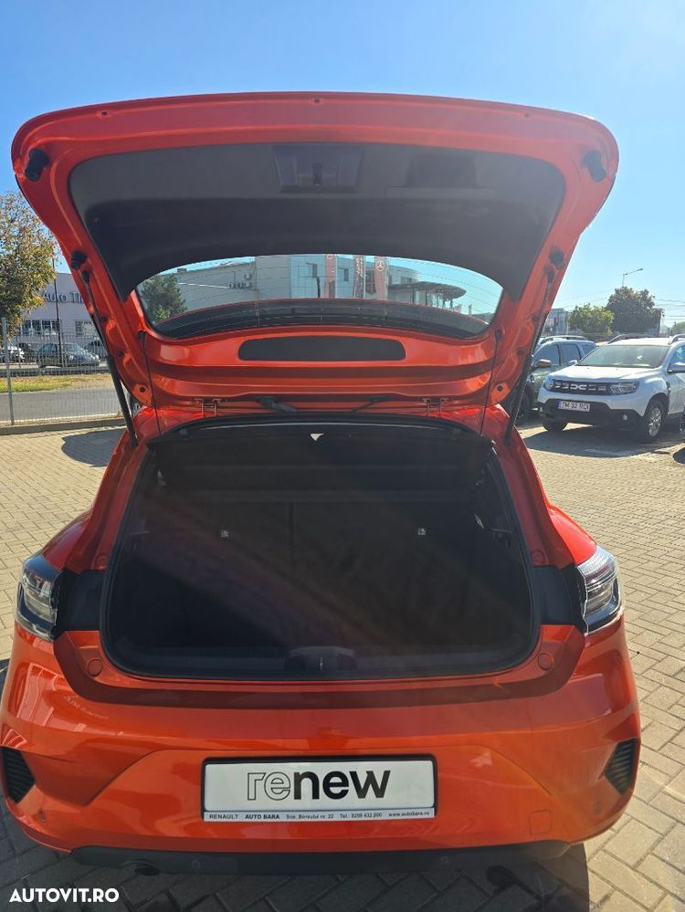 Renault Clio - 10