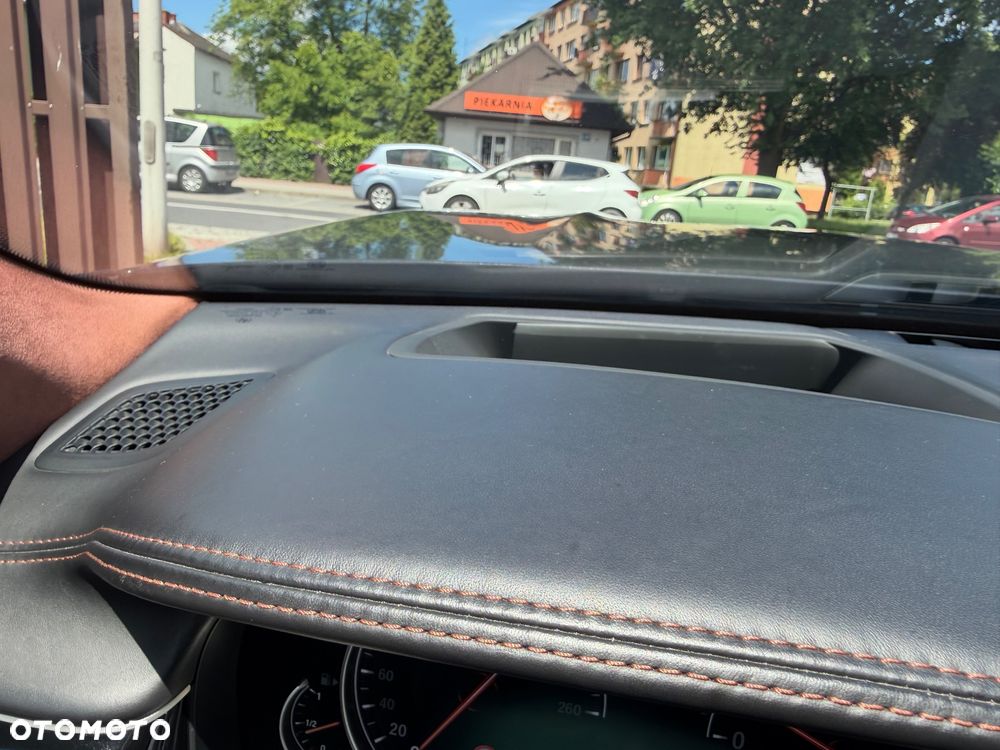 BMW Seria 7 750Li xDrive - 37