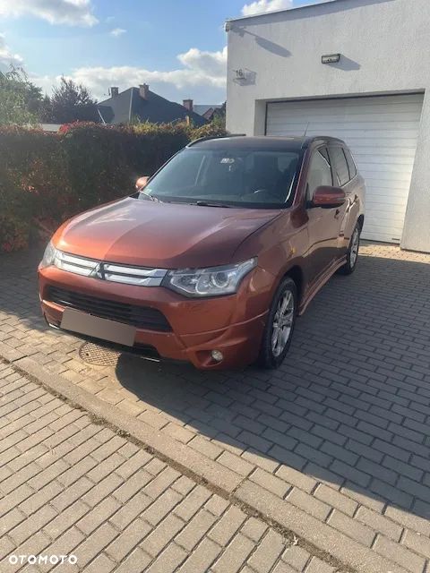 Mitsubishi Outlander 2.2 DI-D 4WD Instyle - 1