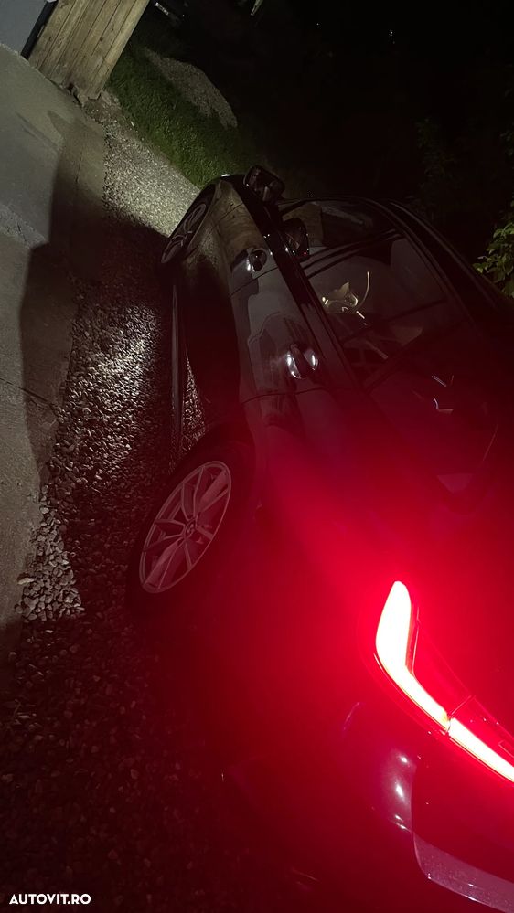 BMW Seria 3 320i Aut. M Sport - 36