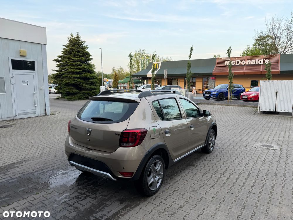 Dacia Sandero Stepway 0.9 TCe Laureate S&S - 5