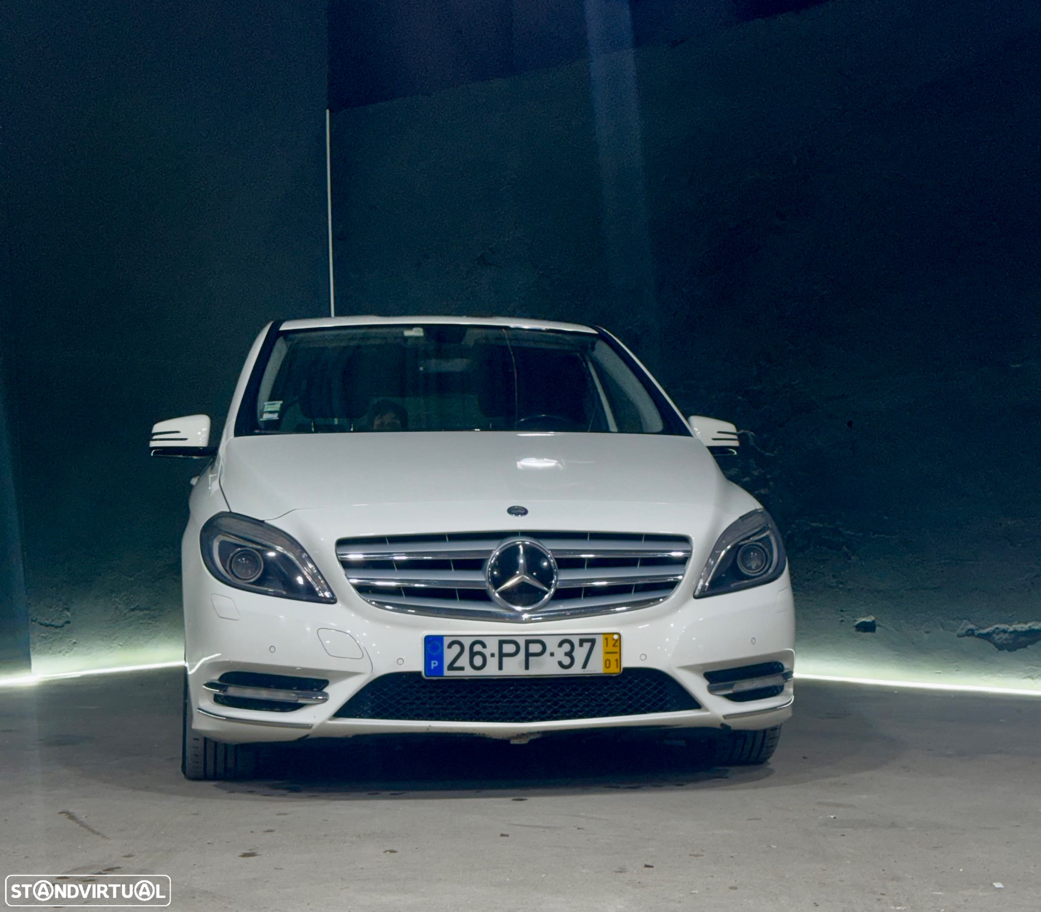 Mercedes-Benz B 180 CDI (BlueEFFICIENCY) 7G-DCT - 2