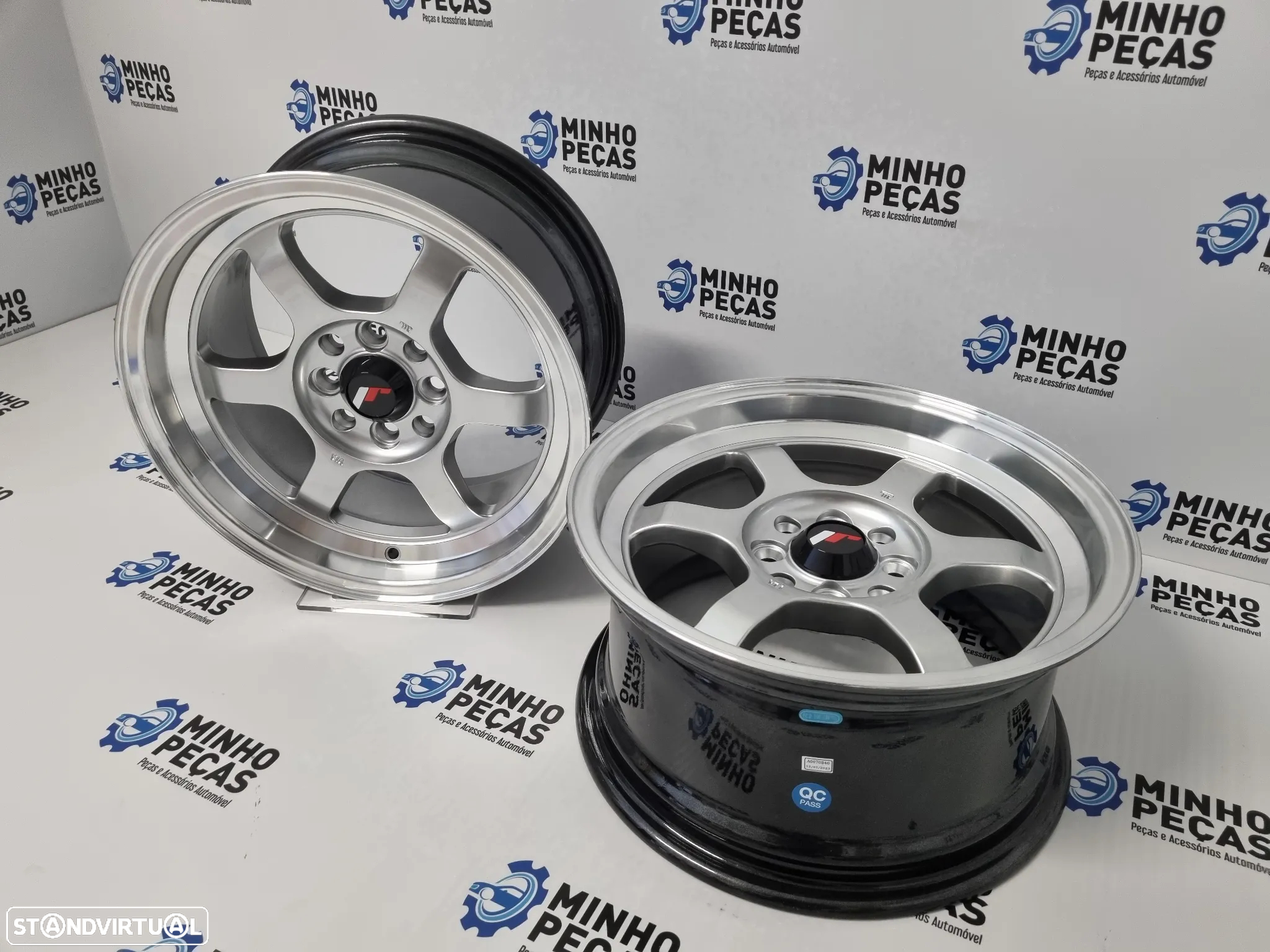 Jantes Japan Racing (JR12) em 15 Hyper Silver - 5