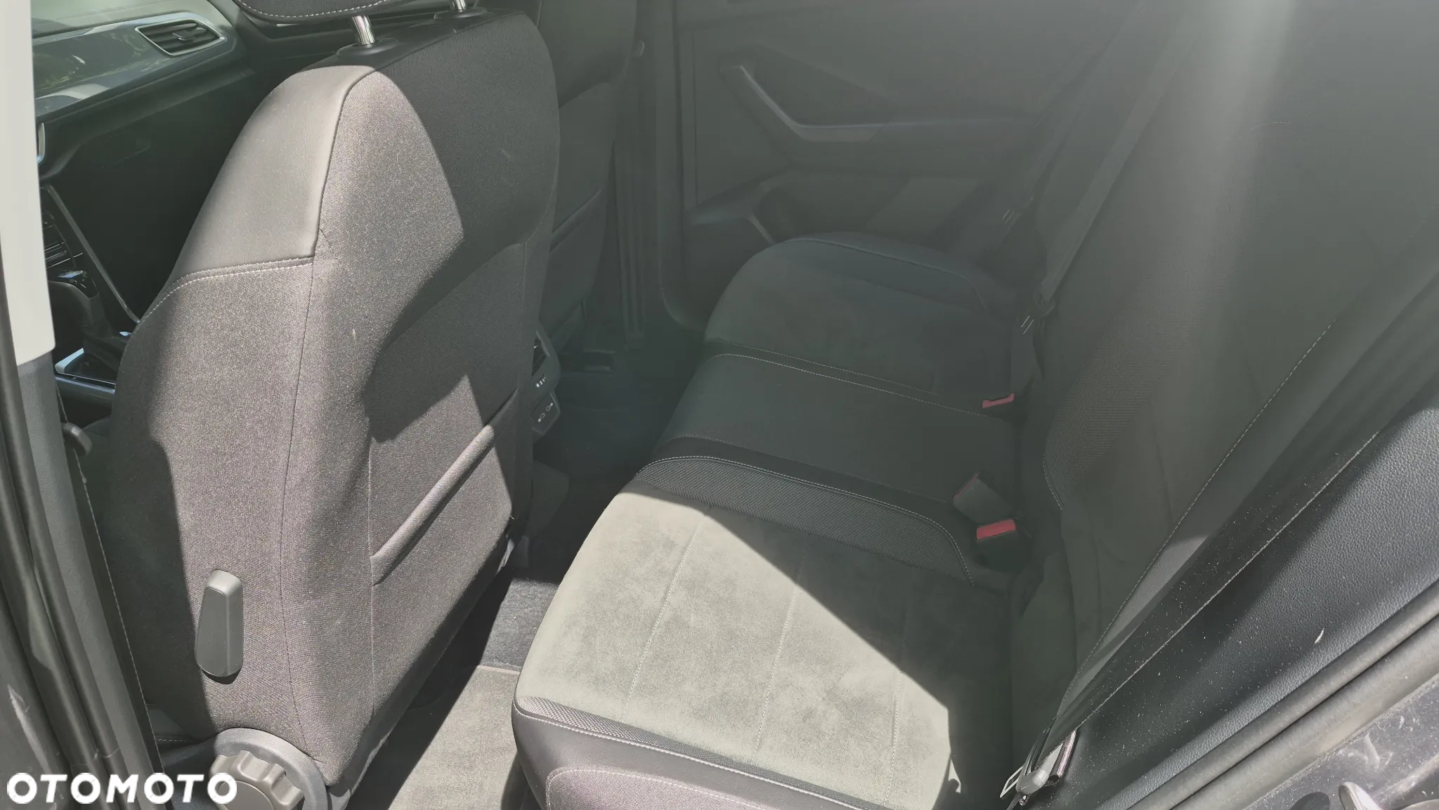 Volkswagen T-Roc 1.5 TSI Style DSG - 4