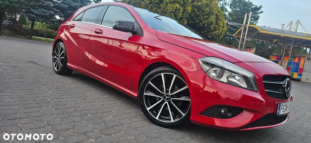 Mercedes-Benz Klasa A 180 (BlueEFFICIENCY) AMG Sport - 2